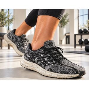 Nike Pegasus Turbo Next Nature Women's Size 8 Black White Flyknit Running Shoes